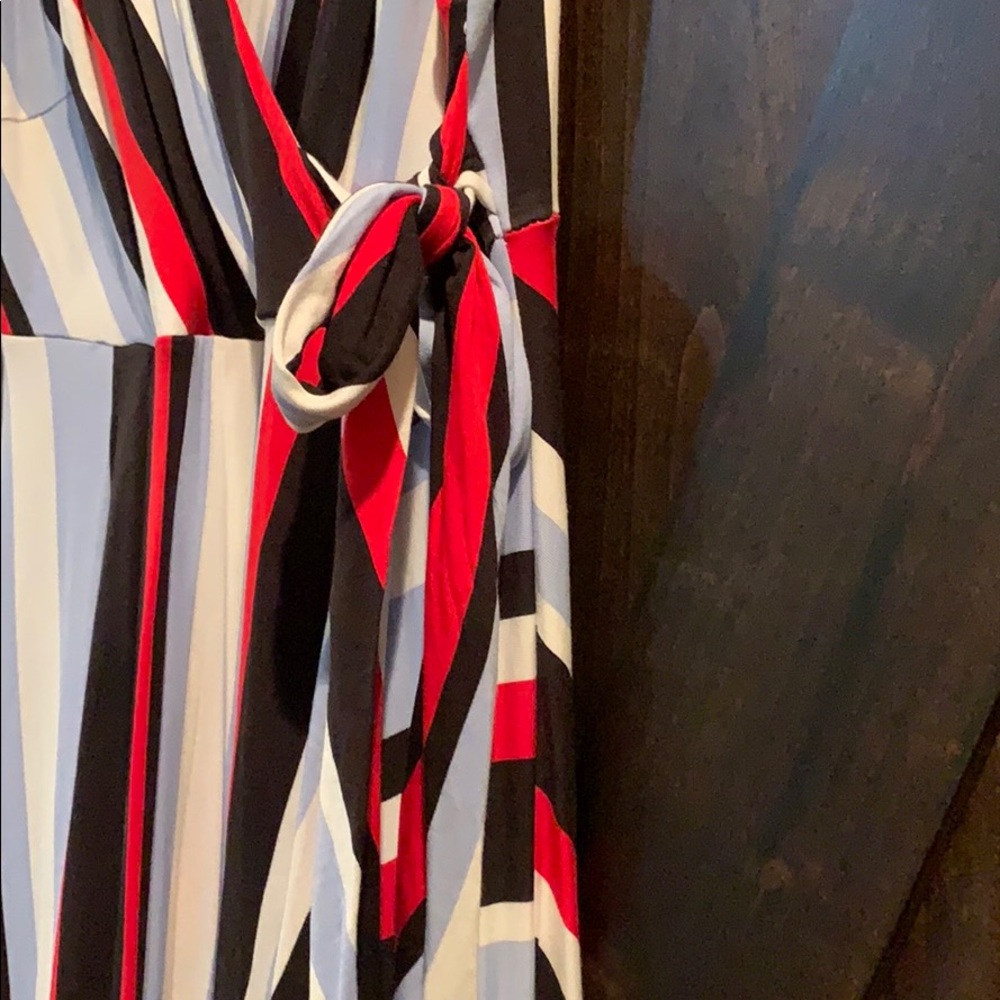 NWT INC Faux Wrap Dress - Picture 5 of 8